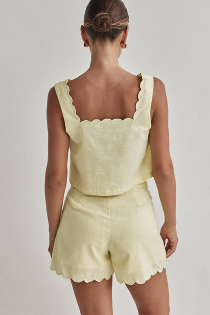 Butter Yellow Linen Crop Top – Scalloped Hem & Sleeveless Fit-3